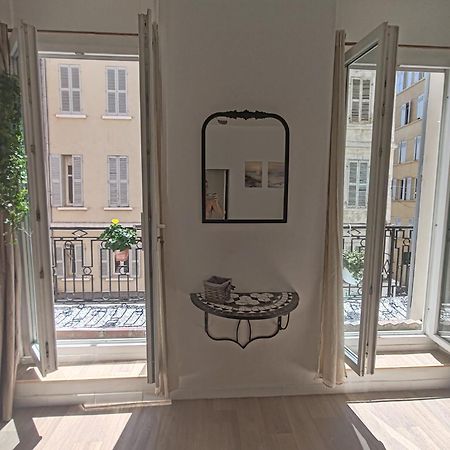 T3 Grand Balcon Au Coeur Du Vieux Port Apartment มาร์กเซย ภายนอก รูปภาพ