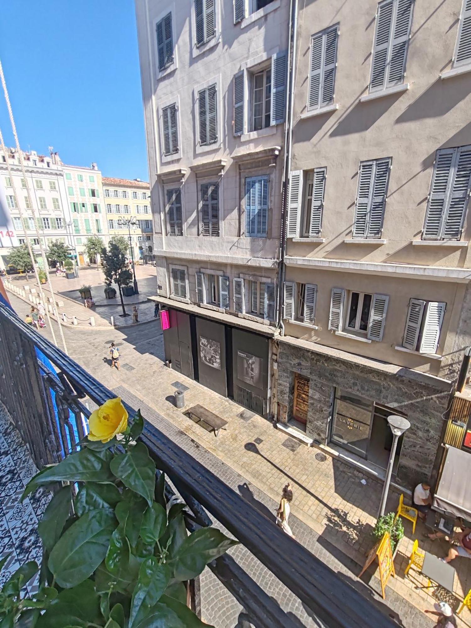 T3 Grand Balcon Au Coeur Du Vieux Port Apartment มาร์กเซย ภายนอก รูปภาพ