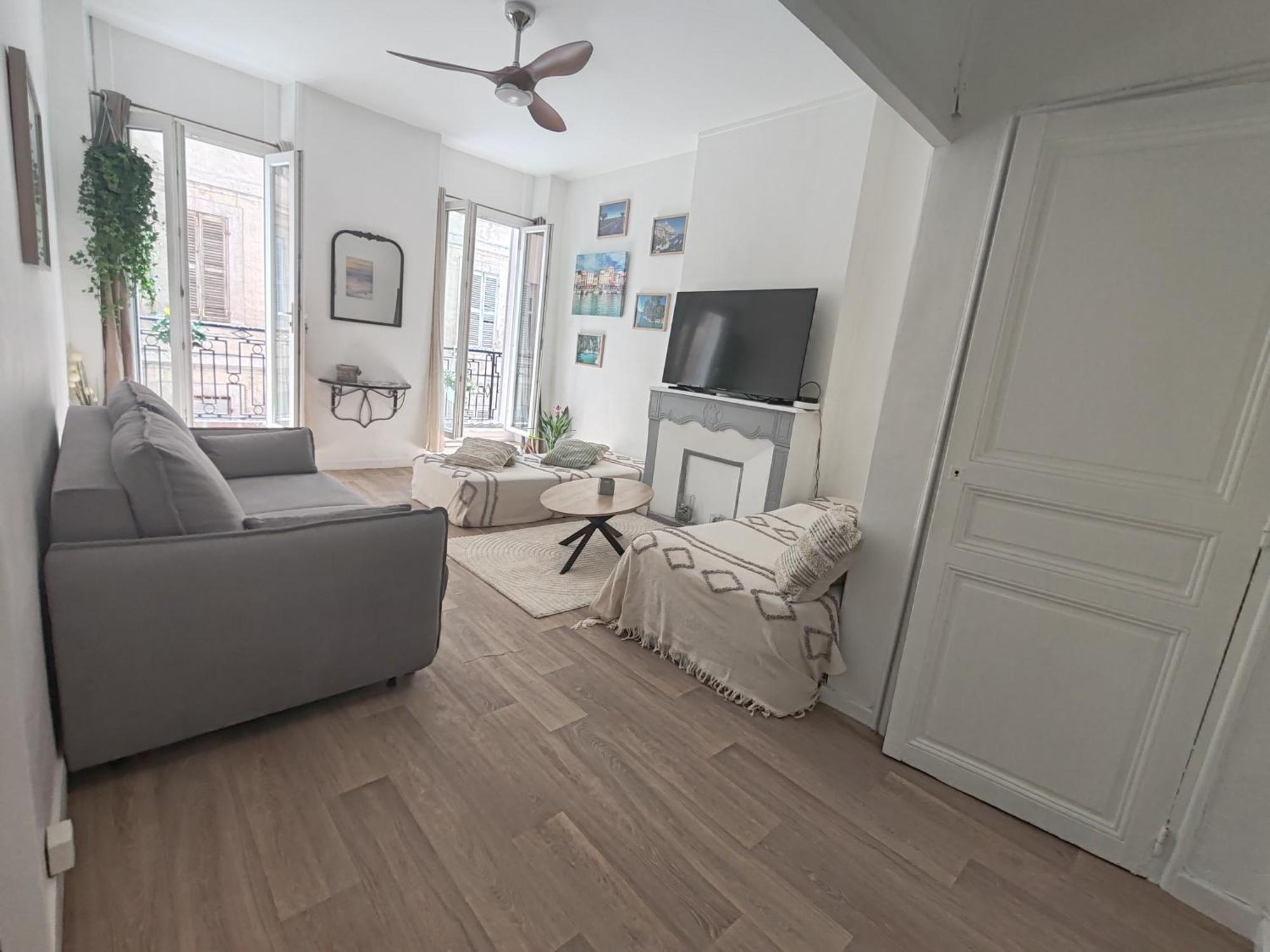 T3 Grand Balcon Au Coeur Du Vieux Port Apartment มาร์กเซย ภายนอก รูปภาพ