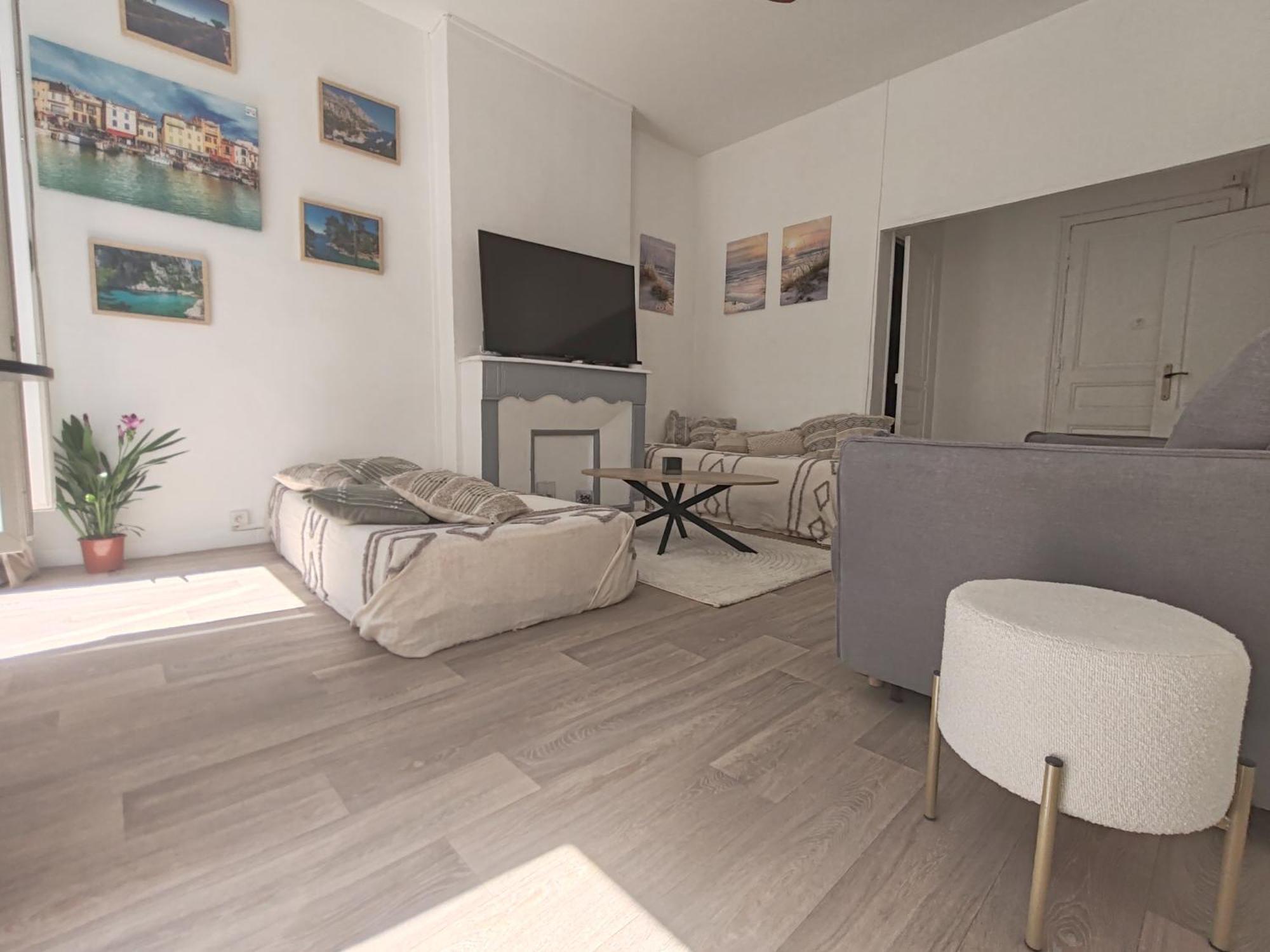T3 Grand Balcon Au Coeur Du Vieux Port Apartment มาร์กเซย ภายนอก รูปภาพ
